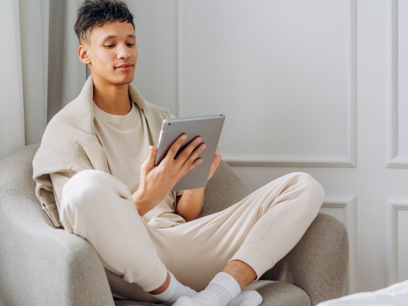 タブレット対応の勤怠管理システムのメリット
