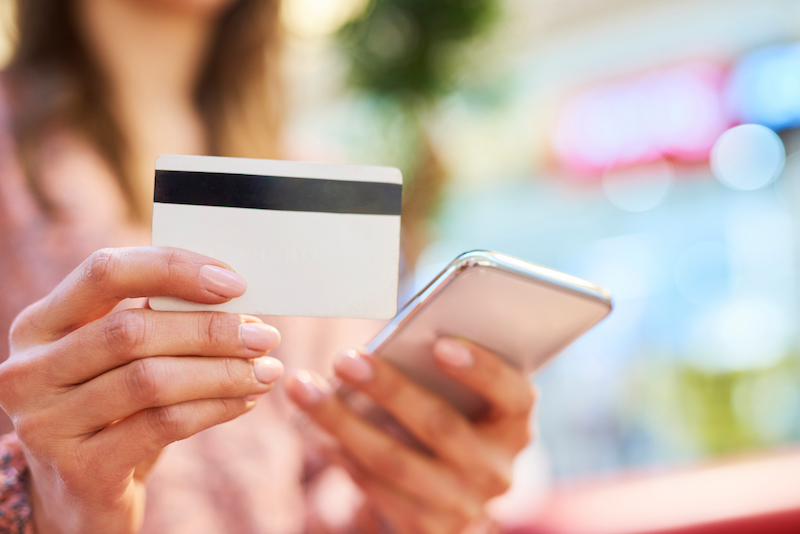 海外で使えるクレジットカードランキング13選【2025年5月】気になる手数料も比較