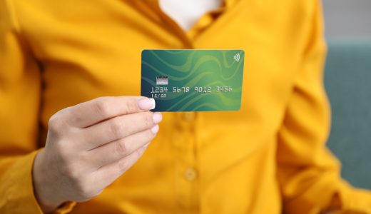 無職でもクレジットカードは作れる？審査に通るコツと職業欄の書き方を解説